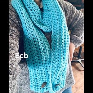 New boutique long bulky chunky scarf handmade